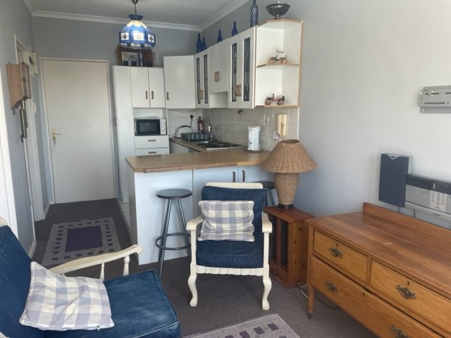To Let 1 Bedroom Property for Rent in Fish Hoek Western Cape